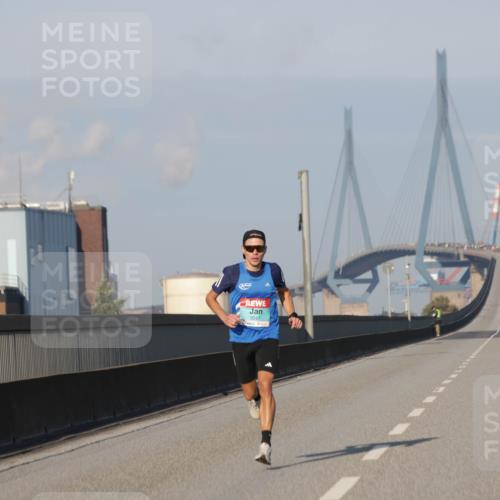 03.10.2025 - Köhlbrandbrückenlauf Jannik Wohlers http://msf.ph/oto/9049331 03.10.2025 09:33:42 Position 3 3247 meine-sportfotos.de