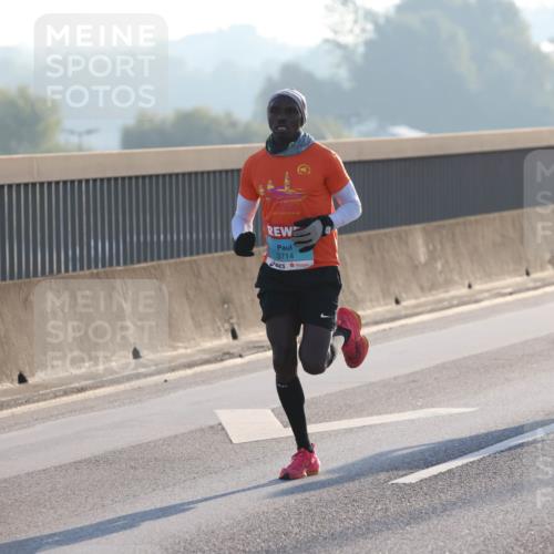 03.10.2025 - Köhlbrandbrückenlauf Lena Gebhardt http://msf.ph/oto/9049345 03.10.2025 09:12:15 Position 1 3714 meine-sportfotos.de
