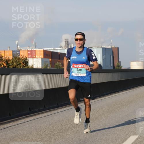 03.10.2025 - Köhlbrandbrückenlauf Jannik Wohlers http://msf.ph/oto/9049448 03.10.2025 09:33:45 Position 3 3247 meine-sportfotos.de