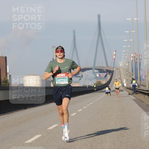03.10.2025 - Köhlbrandbrückenlauf Jannik Wohlers http://msf.ph/oto/9049518 03.10.2025 09:34:26 Position 3 1008 meine-sportfotos.de