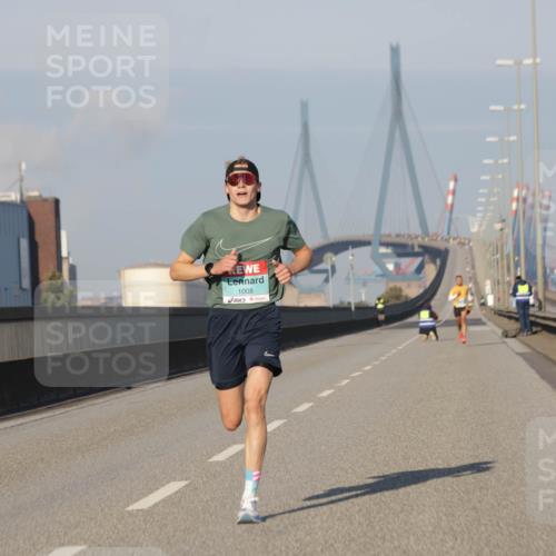 03.10.2025 - Köhlbrandbrückenlauf Jannik Wohlers http://msf.ph/oto/9049533 03.10.2025 09:34:26 Position 3 1008 meine-sportfotos.de