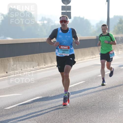 03.10.2025 - Köhlbrandbrückenlauf Lena Gebhardt http://msf.ph/oto/9049618 03.10.2025 09:13:05 Position 1 1041 meine-sportfotos.de