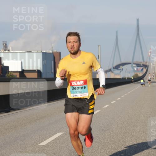 03.10.2025 - Köhlbrandbrückenlauf Jannik Wohlers http://msf.ph/oto/9049711 03.10.2025 09:34:44 Position 3 3590 meine-sportfotos.de