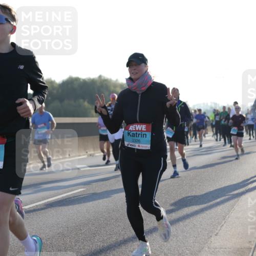 03.10.2025 - Köhlbrandbrückenlauf Jannik Wohlers http://msf.ph/oto/9049749 03.10.2025 09:18:31 Position 3 1933, 3326 meine-sportfotos.de