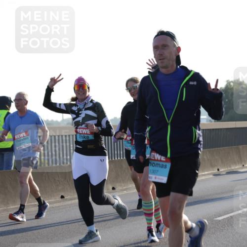 03.10.2025 - Köhlbrandbrückenlauf Jannik Wohlers http://msf.ph/oto/9049907 03.10.2025 09:18:34 Position 3 1325, 1307 meine-sportfotos.de