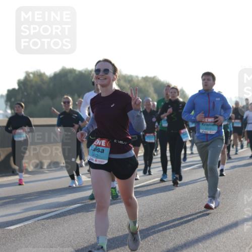 03.10.2025 - Köhlbrandbrückenlauf Jannik Wohlers http://msf.ph/oto/9050013 03.10.2025 09:18:37 Position 3 3642, 2117 meine-sportfotos.de