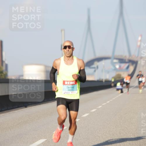 03.10.2025 - Köhlbrandbrückenlauf Jannik Wohlers http://msf.ph/oto/9050091 03.10.2025 09:35:34 Position 3 3807 meine-sportfotos.de