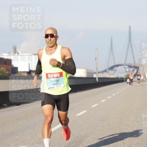 03.10.2025 - Köhlbrandbrückenlauf Jannik Wohlers http://msf.ph/oto/9050133 03.10.2025 09:35:36 Position 3 3807 meine-sportfotos.de