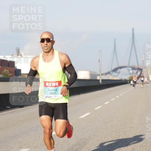 03.10.2025 - Köhlbrandbrückenlauf Jannik Wohlers http://msf.ph/oto/9050145 03.10.2025 09:35:36 Position 3 3807 meine-sportfotos.de