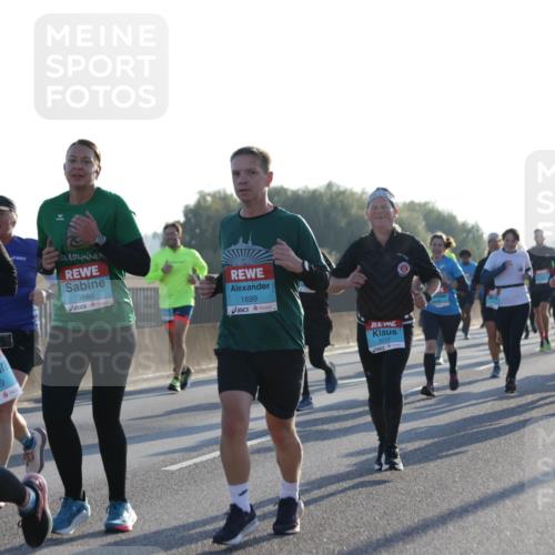 03.10.2025 - Köhlbrandbrückenlauf Jannik Wohlers http://msf.ph/oto/9050186 03.10.2025 09:18:40 Position 3 114, 2939, 3186, 1699, 3017 meine-sportfotos.de