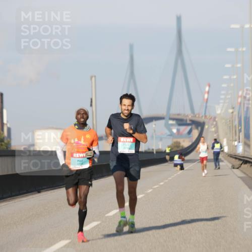 03.10.2025 - Köhlbrandbrückenlauf Jannik Wohlers http://msf.ph/oto/9050228 03.10.2025 09:35:51 Position 3 3714, 3760 meine-sportfotos.de
