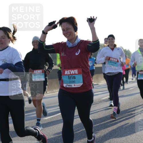 03.10.2025 - Köhlbrandbrückenlauf Jannik Wohlers http://msf.ph/oto/9050326 03.10.2025 09:18:44 Position 3 1338, 3596 meine-sportfotos.de