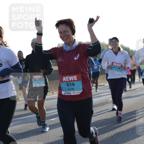 03.10.2025 - Köhlbrandbrückenlauf Jannik Wohlers http://msf.ph/oto/9050336 03.10.2025 09:18:44 Position 3 1338, 3596, 1367 meine-sportfotos.de