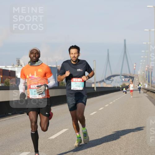03.10.2025 - Köhlbrandbrückenlauf Jannik Wohlers http://msf.ph/oto/9050374 03.10.2025 09:35:54 Position 3 37, 3760 meine-sportfotos.de