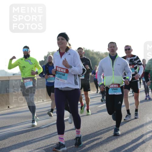 03.10.2025 - Köhlbrandbrückenlauf Jannik Wohlers http://msf.ph/oto/9050378 03.10.2025 09:18:45 Position 3 1387, 1367, 3238 meine-sportfotos.de