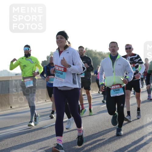 03.10.2025 - Köhlbrandbrückenlauf Jannik Wohlers http://msf.ph/oto/9050385 03.10.2025 09:18:45 Position 3 1387, 1367, 3238 meine-sportfotos.de