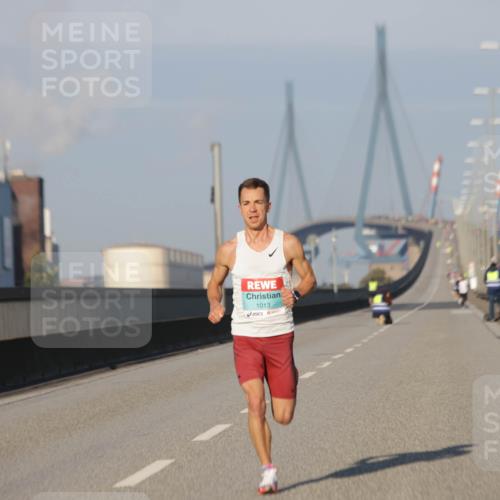 03.10.2025 - Köhlbrandbrückenlauf Jannik Wohlers http://msf.ph/oto/9050486 03.10.2025 09:36:04 Position 3 1013 meine-sportfotos.de