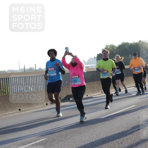 03.10.2025 - Köhlbrandbrückenlauf Jannik Wohlers http://msf.ph/oto/9050528 03.10.2025 09:18:48 Position 3 3123, 3735 meine-sportfotos.de