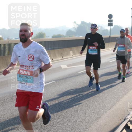 03.10.2025 - Köhlbrandbrückenlauf Lena Gebhardt http://msf.ph/oto/9050538 03.10.2025 09:14:19 Position 1 3618, 1034 meine-sportfotos.de