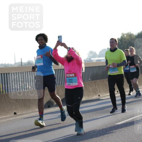 03.10.2025 - Köhlbrandbrückenlauf Jannik Wohlers http://msf.ph/oto/9050547 03.10.2025 09:18:48 Position 3 3123, 3735, 1663 meine-sportfotos.de