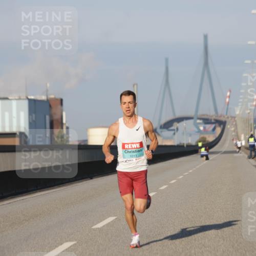 03.10.2025 - Köhlbrandbrückenlauf Jannik Wohlers http://msf.ph/oto/9050553 03.10.2025 09:36:05 Position 3 1013 meine-sportfotos.de