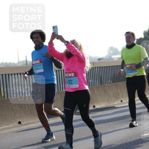 03.10.2025 - Köhlbrandbrückenlauf Jannik Wohlers http://msf.ph/oto/9050568 03.10.2025 09:18:49 Position 3 3123, 3735, 1663 meine-sportfotos.de