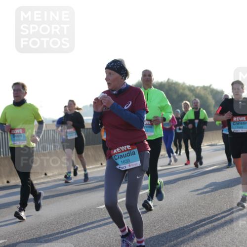 03.10.2025 - Köhlbrandbrückenlauf Jannik Wohlers http://msf.ph/oto/9050604 03.10.2025 09:18:50 Position 3 1663, 1633, 1649 meine-sportfotos.de