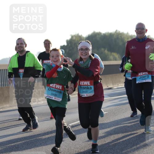 03.10.2025 - Köhlbrandbrückenlauf Jannik Wohlers http://msf.ph/oto/9050772 03.10.2025 09:18:53 Position 3 3499, 3500, 161, 3595, 3435 meine-sportfotos.de
