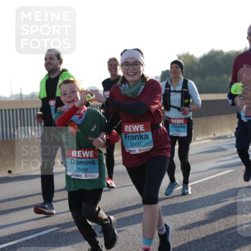 03.10.2025 - Köhlbrandbrückenlauf Jannik Wohlers http://msf.ph/oto/9050809 03.10.2025 09:18:53 Position 3 3499, 3500, 189, 3595 meine-sportfotos.de