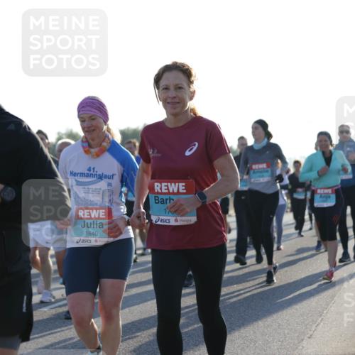 03.10.2025 - Köhlbrandbrückenlauf Jannik Wohlers http://msf.ph/oto/9050938 03.10.2025 09:18:57 Position 3 1492, 41, 1640 meine-sportfotos.de