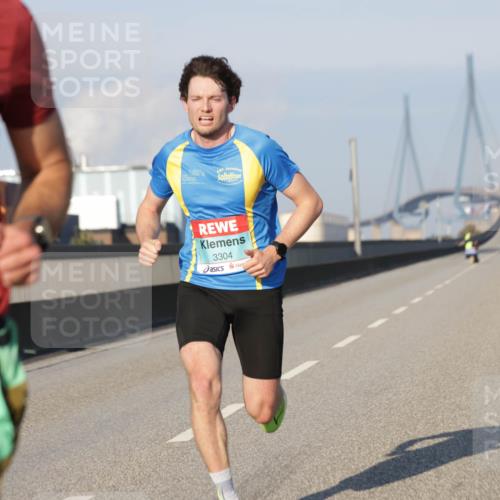 03.10.2025 - Köhlbrandbrückenlauf Jannik Wohlers http://msf.ph/oto/9051145 03.10.2025 09:37:06 Position 3 3304 meine-sportfotos.de