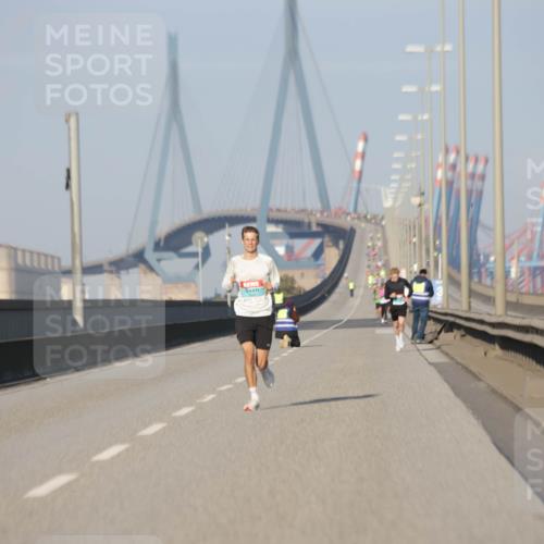 03.10.2025 - Köhlbrandbrückenlauf Jannik Wohlers http://msf.ph/oto/9051218 03.10.2025 09:37:14 Position 3  meine-sportfotos.de