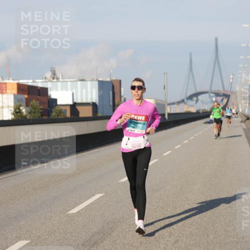03.10.2025 - Köhlbrandbrückenlauf Jannik Wohlers http://msf.ph/oto/9051318 03.10.2025 09:37:57 Position 3 3203 meine-sportfotos.de
