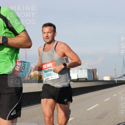 03.10.2025 - Köhlbrandbrückenlauf Jannik Wohlers http://msf.ph/oto/9051418 03.10.2025 09:38:07 Position 3 270, 1022 meine-sportfotos.de