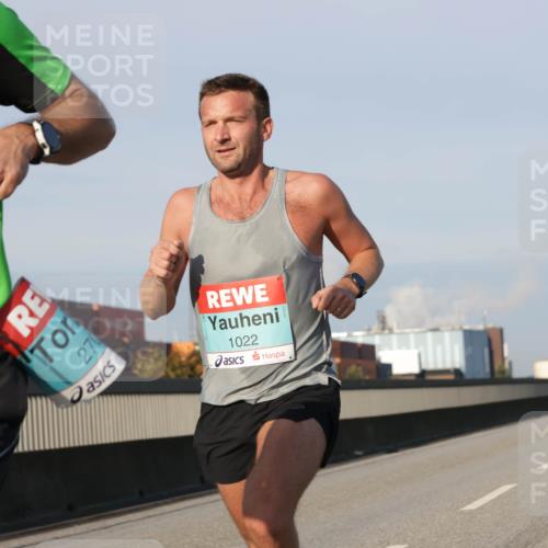03.10.2025 - Köhlbrandbrückenlauf Jannik Wohlers http://msf.ph/oto/9051435 03.10.2025 09:38:08 Position 3 270, 1022 meine-sportfotos.de