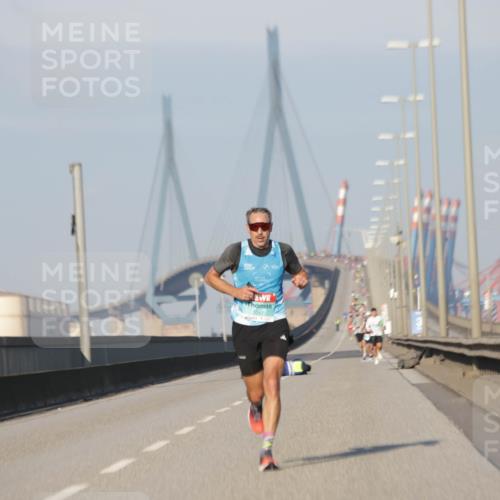 03.10.2025 - Köhlbrandbrückenlauf Jannik Wohlers http://msf.ph/oto/9051438 03.10.2025 09:38:09 Position 3  meine-sportfotos.de