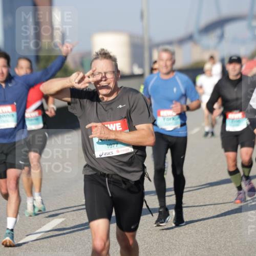 03.10.2025 - Köhlbrandbrückenlauf Jannik Wohlers http://msf.ph/oto/9051519 03.10.2025 09:46:14 Position 3 1077, 2697 meine-sportfotos.de