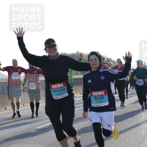 03.10.2025 - Köhlbrandbrückenlauf Jannik Wohlers http://msf.ph/oto/9051608 03.10.2025 09:19:08 Position 3 3175, 3178 meine-sportfotos.de