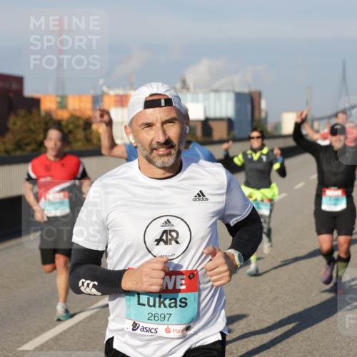 03.10.2025 - Köhlbrandbrückenlauf Jannik Wohlers http://msf.ph/oto/9051660 03.10.2025 09:46:18 Position 3 2697 meine-sportfotos.de