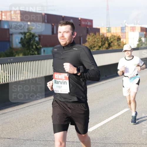 03.10.2025 - Köhlbrandbrückenlauf Jannik Wohlers http://msf.ph/oto/9051738 03.10.2025 09:46:25 Position 3 1197, 3342 meine-sportfotos.de