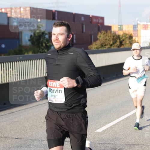 03.10.2025 - Köhlbrandbrückenlauf Jannik Wohlers http://msf.ph/oto/9051749 03.10.2025 09:46:25 Position 3 1197 meine-sportfotos.de