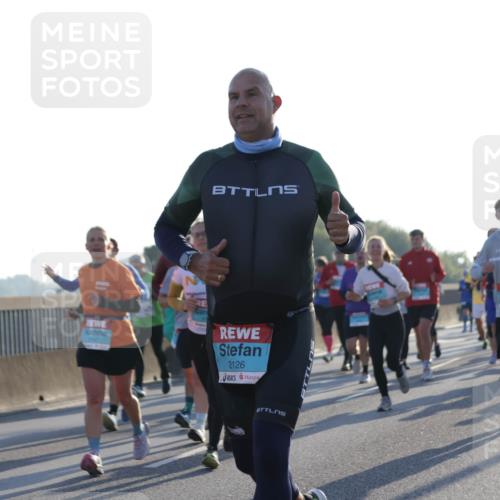 03.10.2025 - Köhlbrandbrückenlauf Jannik Wohlers http://msf.ph/oto/9051840 03.10.2025 09:19:12 Position 3 1647, 2126 meine-sportfotos.de