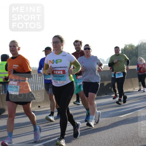 03.10.2025 - Köhlbrandbrückenlauf Jannik Wohlers http://msf.ph/oto/9051882 03.10.2025 09:19:13 Position 3 3339, 2147, 317 meine-sportfotos.de