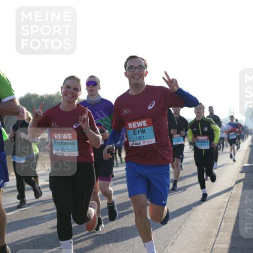 03.10.2025 - Köhlbrandbrückenlauf Jannik Wohlers http://msf.ph/oto/9052026 03.10.2025 09:19:16 Position 3 127, 145, 3691, 1818, 1901 meine-sportfotos.de