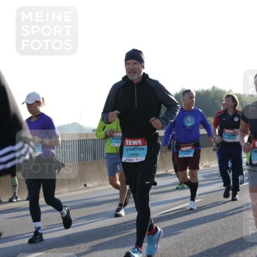 03.10.2025 - Köhlbrandbrückenlauf Jannik Wohlers http://msf.ph/oto/9052205 03.10.2025 09:19:20 Position 3 1634, 2499 meine-sportfotos.de