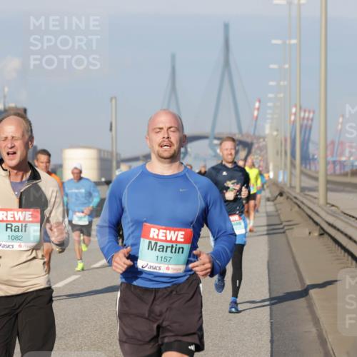 03.10.2025 - Köhlbrandbrückenlauf Jannik Wohlers http://msf.ph/oto/9052245 03.10.2025 09:46:43 Position 3 1082, 1157 meine-sportfotos.de