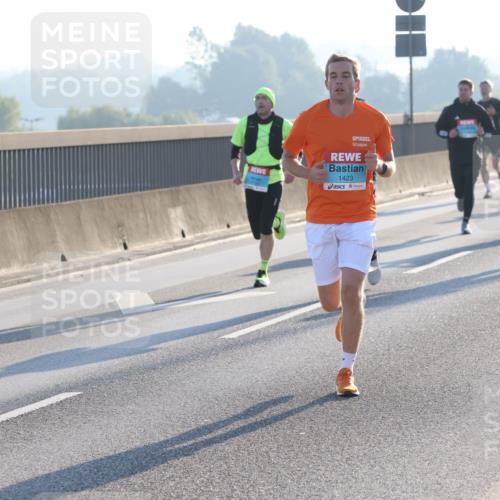 03.10.2025 - Köhlbrandbrückenlauf Lena Gebhardt http://msf.ph/oto/9052280 03.10.2025 09:15:12 Position 1 1423 meine-sportfotos.de