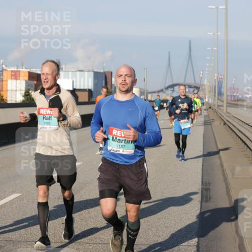 03.10.2025 - Köhlbrandbrückenlauf Jannik Wohlers http://msf.ph/oto/9052290 03.10.2025 09:46:43 Position 3 22, 1082, 1157 meine-sportfotos.de