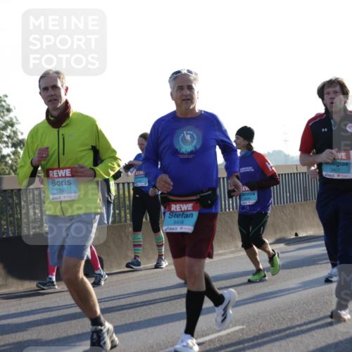 03.10.2025 - Köhlbrandbrückenlauf Jannik Wohlers http://msf.ph/oto/9052335 03.10.2025 09:19:22 Position 3 1768, 3406, 3407, 1871 meine-sportfotos.de