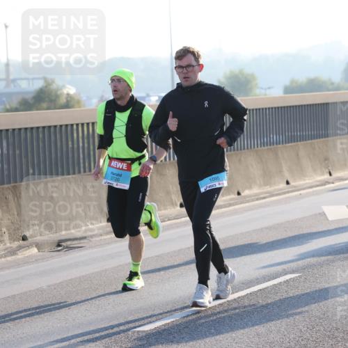 03.10.2025 - Köhlbrandbrückenlauf Lena Gebhardt http://msf.ph/oto/9052370 03.10.2025 09:15:14 Position 1 3720, 1095 meine-sportfotos.de
